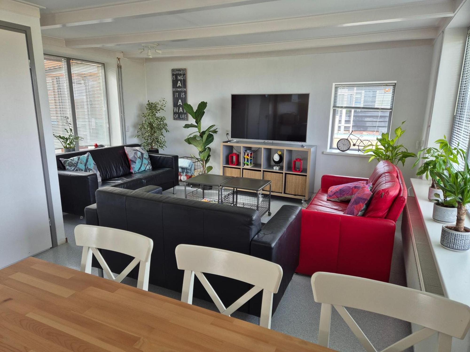 Vrijstaande Ruime Familiewoning Landelijk Gelegen Villa Lewedorp Luaran gambar